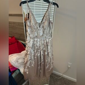 Eliza J Tea-length dress